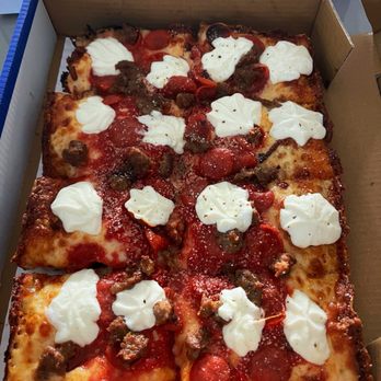 Blue Pan Pizza - Brooklyn Bridge Large Square Pizza - Pizza Near Me - Denver, Colorado Blue Pan Pizza - Brooklyn Bridge Large Square Pizza - Pizza Near Me - Denver, Colorado
