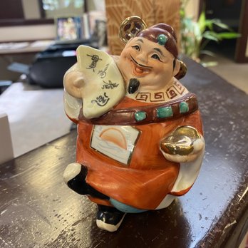 Oregon Acupuncture Center - Happy Healthy figurine - Acupuncture Near Me - Clackamas, Oregon Oregon Acupuncture Center - Happy Healthy figurine - Acupuncture Near Me - Clackamas, Oregon