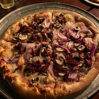 Pizza Port - Vegan cheese, mushrooms, sun dried tomatoes, garlic, and onion. - Pizza Near Me - Morro Bay, California