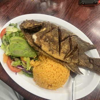 Mariscos Licenciado - Mojarra Frita - Mexican Near Me - Anaheim, California