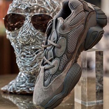 Ltd Stk - Shoe Stores Near Me - Boston, Massachusetts Ltd Stk - Shoe Stores Near Me - Boston, Massachusetts