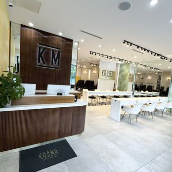 Kosmo Nail Bar - Nail Salons Near Me - McLean, Virginia