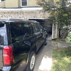 Vinings Transportation - Side view of the suburban
