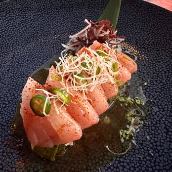 San Setto - Yellow Tail Tradito: lemongrass ponzu | miso powder | charred avocado - Japanese Near Me - Santa Barbara, California