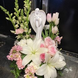 Carol's Flowers, Crafts & Gifts - Angel sympathy bouquet