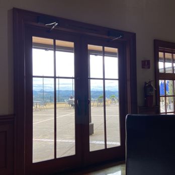 King Estate Winery - Wineries Near Me - Eugene, Oregon King Estate Winery - Wineries Near Me - Eugene, Oregon