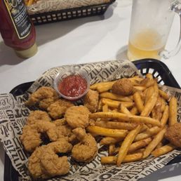 Fried shrimp basket Fried shrimp basket