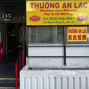 Thuong An Lac - You can see signs on king street - Vegan Near Me - Honolulu, Hawaii