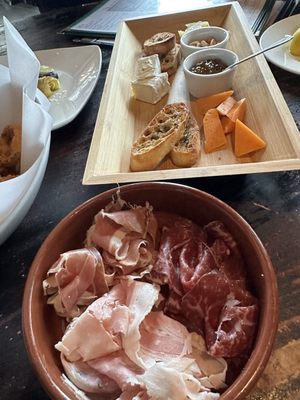 Gigi Trattoria by null