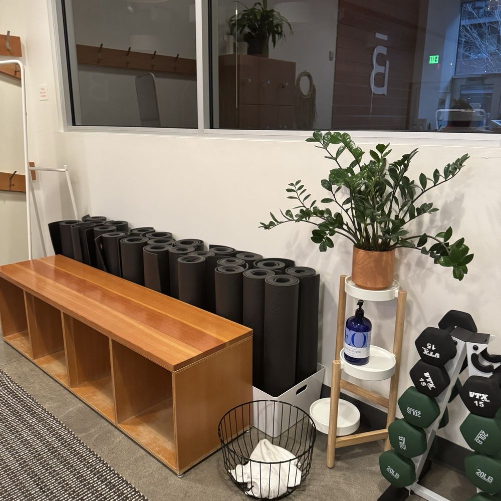 barre3 Denver - Belleview Station - Cubbies and mats - Barre Classes Near Me - Denver, Colorado