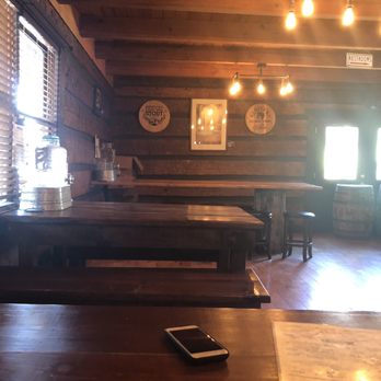 Sky Bridge Station - Hot Dogs Near Me - Pine Ridge, Kentucky