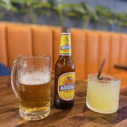 Aroma De Cafe - Aguila and Margarita