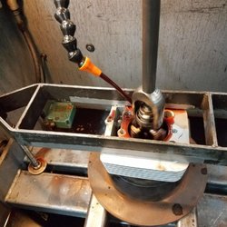 Union Machine - Honing the ATV cylinder.