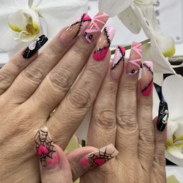 Halloween nails