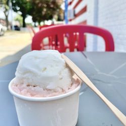 Bella’s Ices & Ice Cream
