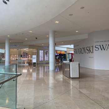 Erin Mills Town Centre - Shopping Centers Near Me - Mississauga, Ontario