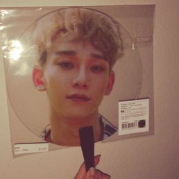 My recent purchase, an EXO Chen picket!