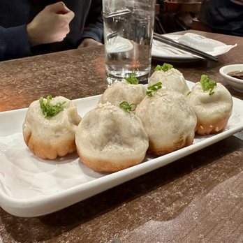 Yang Kee Dumpling - Pan fry pork buns - Dim Sum Near Me - Davis, California