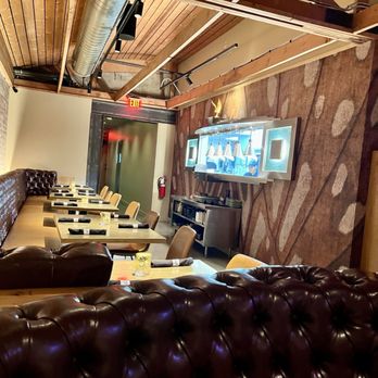 HOLSTEINS - Inside - Burgers Near Me - Las Vegas, Nevada