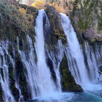 McArthur Burney Falls State Park - View from the top of trail - Hiking Near Me - Burney, California McArthur Burney Falls State Park - View from the top of trail - Hiking Near Me - Burney, California