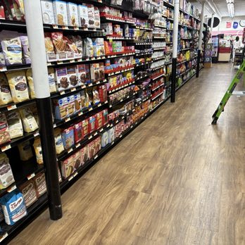 Marona's Market - Grocery Near Me - Millbrook, New York Marona's Market - Grocery Near Me - Millbrook, New York