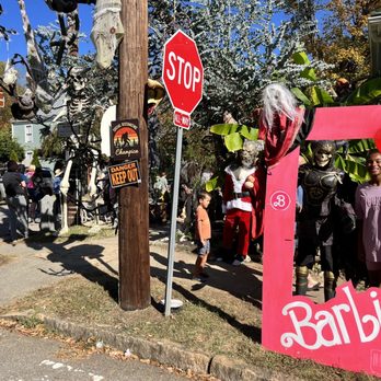 Raleigh Walking Tours - Walking Tours Near Me - Raleigh, North Carolina Raleigh Walking Tours - Walking Tours Near Me - Raleigh, North Carolina