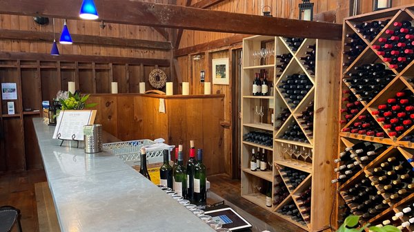 Lenz Winery by null
