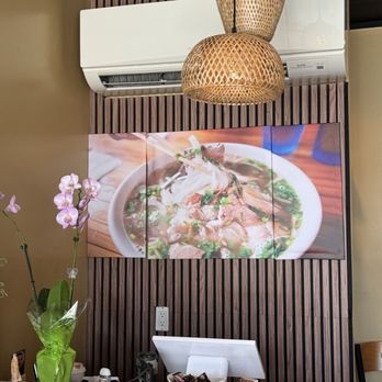 Ribs and Broth - Inside - Vietnamese Near Me - Honolulu, Hawaii Ribs and Broth - Inside - Vietnamese Near Me - Honolulu, Hawaii