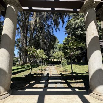 Kimberly Crest House and Gardens  - Museums Near Me - Redlands, California