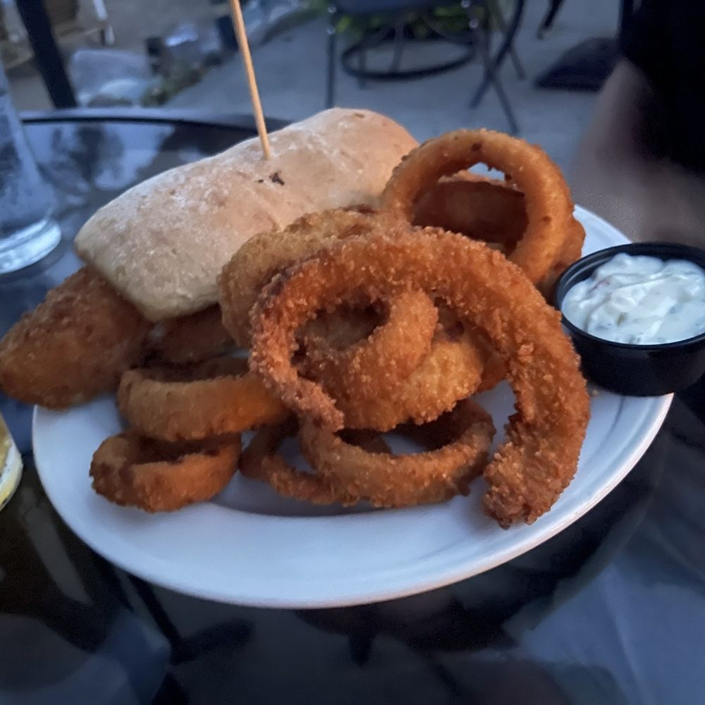 Ruttger's Lakeside Dining - American Near Me - Bemidji, Minnesota