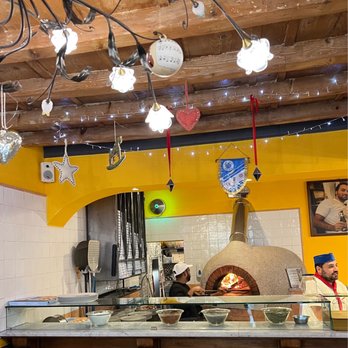 Gusta Pizza - Italian Near Me - Florence, FI Gusta Pizza - Italian Near Me - Florence, FI