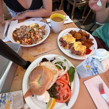 Kihei Caffe - Salmon bagel, egg Benedict, loco moco - Hawaiian Near Me - Kihei, Hawaii Kihei Caffe - Salmon bagel, egg Benedict, loco moco - Hawaiian Near Me - Kihei, Hawaii