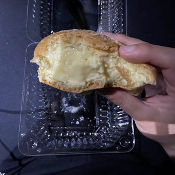 Piece A Cake - Filling of a Vanilla Custard Cream Puff - Coffee & Tea Near Me - New York, New York Piece A Cake - Filling of a Vanilla Custard Cream Puff - Coffee & Tea Near Me - New York, New York