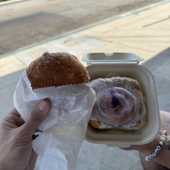San & Wolves Bakeshop - Ube Malasada and Ube Cinnamon Roll - Filipino Near Me - Long Beach, California San & Wolves Bakeshop - Ube Malasada and Ube Cinnamon Roll - Filipino Near Me - Long Beach, California