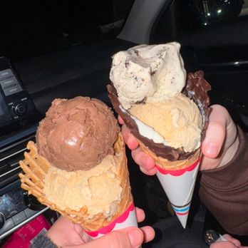 Baskin-Robbins - Ice Cream & Frozen Yogurt Near Me - Georgetown, Texas Baskin-Robbins - Ice Cream & Frozen Yogurt Near Me - Georgetown, Texas