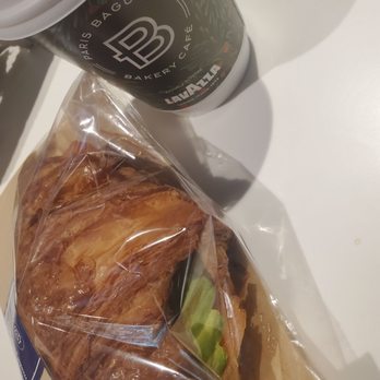 Paris Baguette - Smoked salmon and avocado on a croissant - Coffee & Tea Near Me - Queens, New York Paris Baguette - Smoked salmon and avocado on a croissant - Coffee & Tea Near Me - Queens, New York