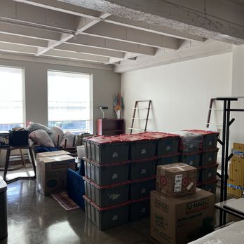 PortFlex OC Moving & Storage - Move-in day in LA - Movers Near Me PortFlex OC Moving & Storage - Move-in day in LA - Movers Near Me