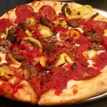 Pies & Pints - Classic Pie...sausage, pepperoni, mushrooms, banana peppers, sauce, and cheese. Awesome!! - Pizza Near Me - Charleston, West Virginia Pies & Pints - Classic Pie...sausage, pepperoni, mushrooms, banana peppers, sauce, and cheese. Awesome!! - Pizza Near Me - Charleston, West Virginia