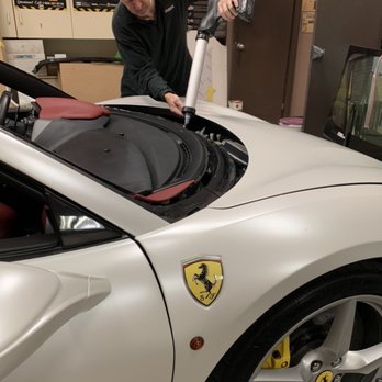 Windshield & Auto Glass Centre - Nice Car - Auto Glass Services Near Me - Hamilton, Ontario