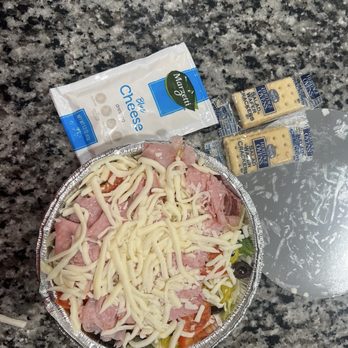 Tammy's Pizza - Chef Salad added salami & black olives! - Pizza Near Me - Grove City, Ohio Tammy's Pizza - Chef Salad added salami & black olives! - Pizza Near Me - Grove City, Ohio