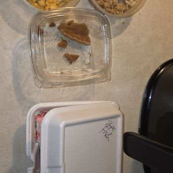 Ms T's Kitchen - Rice & gravy Mac & cheese - Soul Food Near Me - Shawnee Mission, Kansas Ms T's Kitchen - Rice & gravy Mac & cheese - Soul Food Near Me - Shawnee Mission, Kansas