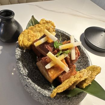 Q'ERO Restaurant - Pork belly - Peruvian Near Me - Edison, New Jersey
