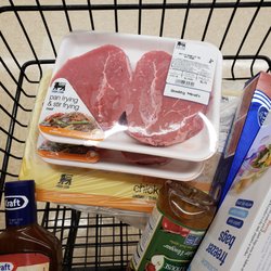 Food Lion - 8'26'18 Last few grill items grab.
