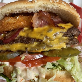 Frosty Fast 'N Fresh - KING BURGER (for this queen) - Burgers Near Me - Bakersfield, California Frosty Fast 'N Fresh - KING BURGER (for this queen) - Burgers Near Me - Bakersfield, California