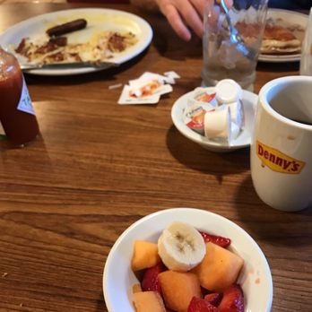 Denny's - American Near Me - Palmdale, California