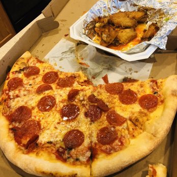 Good Fellas - I order today she can wings and pizza it's too yummy - Pizza Near Me - Sterling, Virginia
