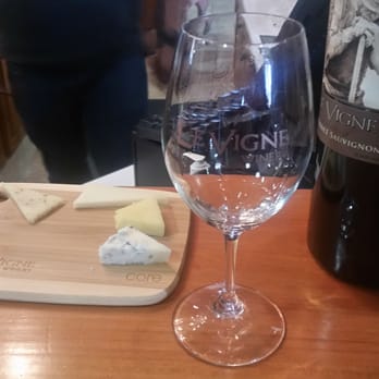 Le Vigne Winery - Wineries Near Me - Paso Robles, California