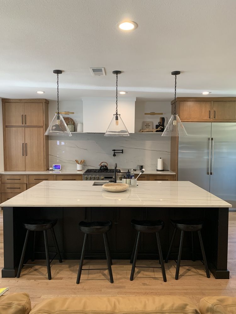 Slide of The Hollomon Group