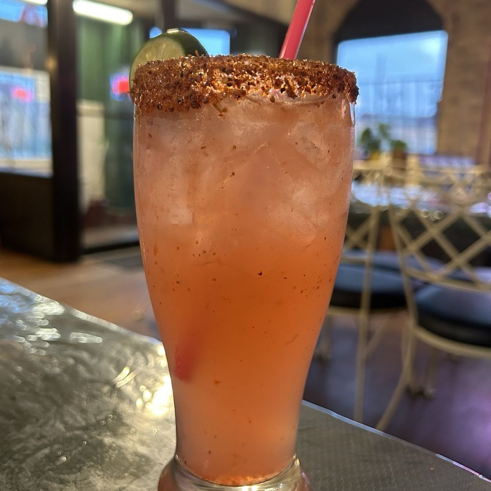 San Luis Restaurant - Paloma - Mexican Near Me - Whiting, Indiana