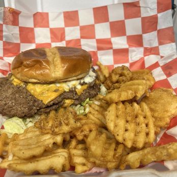 Smash Masters - B.Y.O burger with fries - Burgers Near Me - Zebulon, North Carolina Smash Masters - B.Y.O burger with fries - Burgers Near Me - Zebulon, North Carolina